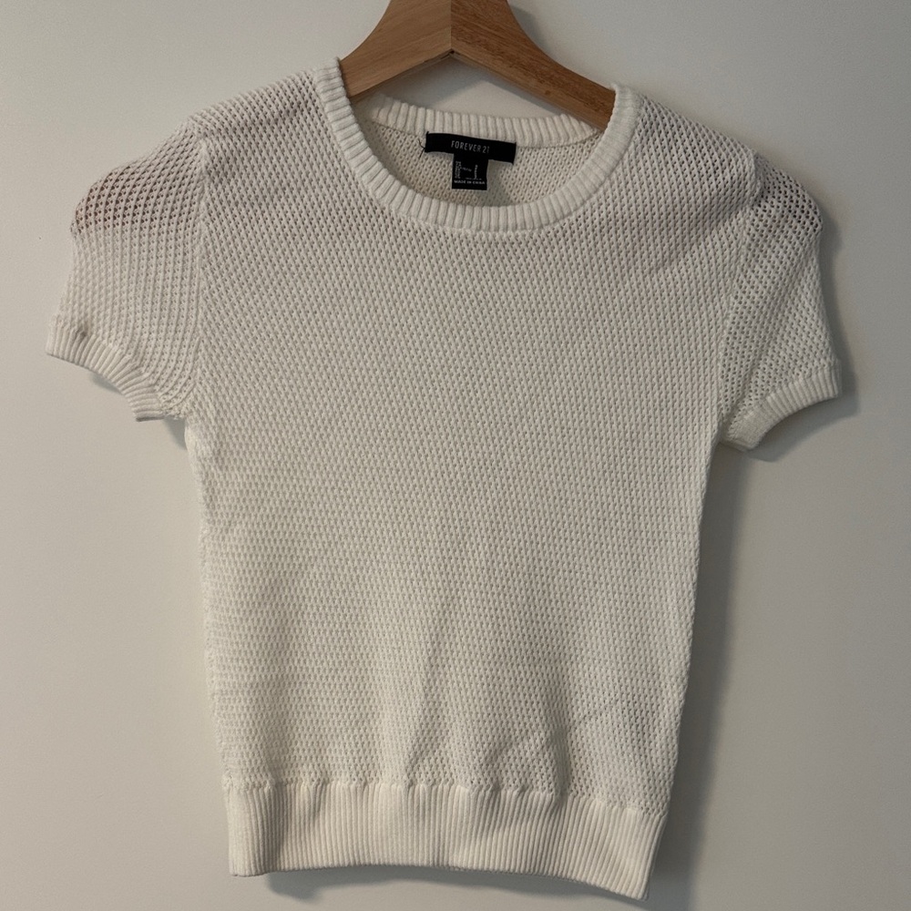 F21 White Knit Short Sleeve Top